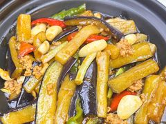 -云海肴·汽锅鸡·云南菜(天山百盛优客店)