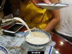 -赵氏传承特色牛奶甜品店(达明店)