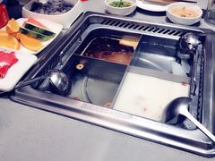 -海底捞火锅(宝龙广场夜宵主题店)