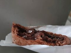 甜品站黑黑好巧三角派-麦当劳(杭州西湖银泰百货店)