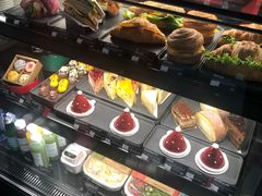 自助取餐区-星巴克(南京新百店)