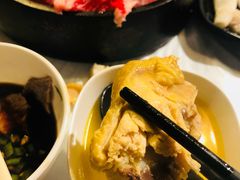 -鲜入围煮花胶鸡海鲜火锅