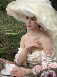 -乐派诗婚纱摄影