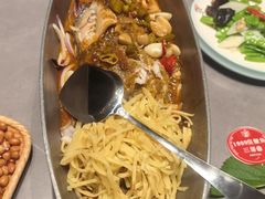 -东口码头·烧鸽子·鱼头泡饼·地方菜(金鹰悦城店)