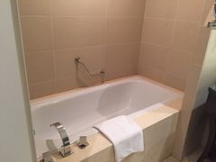 -武汉汉口火车站东方建国大酒店