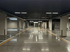 -龙华烈士纪念馆-停车场