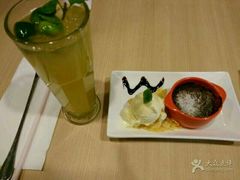 -必胜客(安盛金马店)