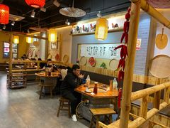大堂-锅来乐地锅鸡(安亭店)