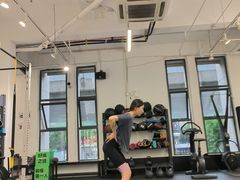 -汗水空间私教健身连锁(SM广场店)