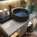 果然挺有意思的。尤其是床的设计