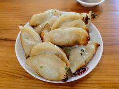 -胡记锅贴·沪上游子老鸭粉丝汤(太原路店)