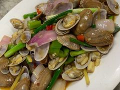 -四川小胡子海鲜(丁村万人海鲜广场店)