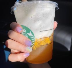 点击看大图 -盼兮·日式美睫沙龙