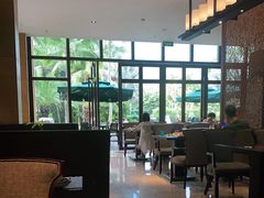 -三亚湾海居铂尔曼度假酒店