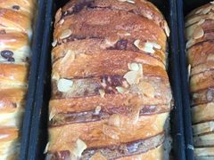 -爱心面包(建设中路店)