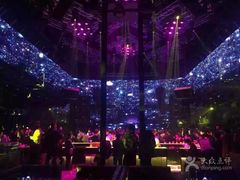 -SPACE(欢乐颂购物中心店)
