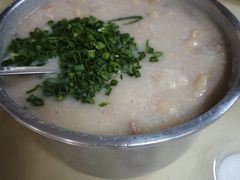 -洲心明记烧肉大粥(总店)