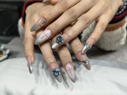 -艾珂·美甲美睫