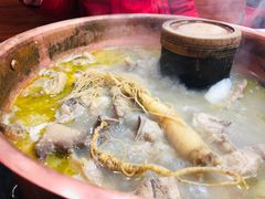 -朴小妹人参鸡汤火锅(长白山万达店)