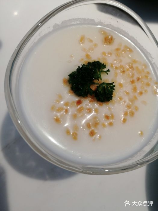 23度不太冷椰子鸡火锅原味椰子冻图片