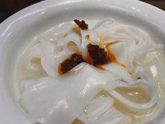 胡椒猪肚鸡汤沙河粉-山顶沙河粉(白云汇店)