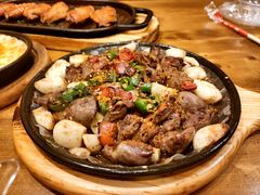 -老东镇啤酒屋海鲜加工·蒸汽海鲜·海鲜烧烤(台东店)