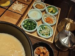 -银米·云南传统过桥米线(双廊黑金冠店)