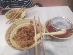 -周真真南昌拌粉·瓦罐汤(敦化路店)