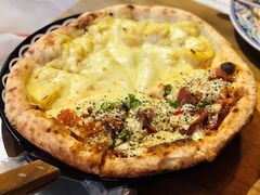 狂野拼榴莲披萨-盘炉forenza·云贵川融合小食堂 ( 钟楼中柳巷店)