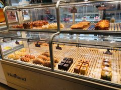 面包甜点陈列柜-好利来(南塔店)