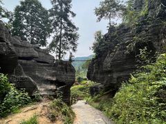 -梭布垭石林景区