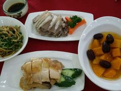 -侬佳蒸菜馆(听潮店)