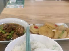 -老乡鸡(融科天地店)