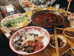 -馋虫重庆火锅(玉林南街店)