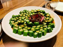 黑椒牛肉拼秋葵-将相和·海鲜蒸饺大连菜