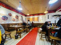 大堂-岳记兴隆·青城腊排铜火锅(融创店)