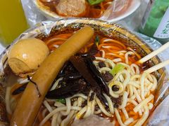 -丁记牛肉手擀板面