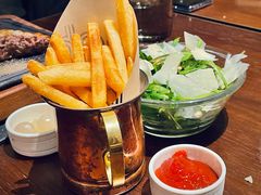 薯条-恰餐厅及酒吧 CHAR Bar & Grill (北京丽都皇冠假日店)