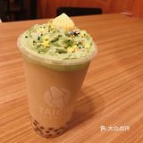 还好有这个奶盖 让我觉得自己过了圣诞🎄