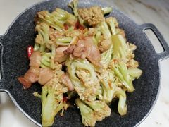 -大城小院饭店(博隆广场虹桥店)