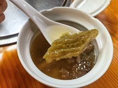 -明姨仔潮汕美食·碳炉猪脚·汕尾牛腩饭·起片鸡煲(起义路店)