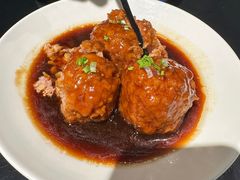 鸭黄狮子头-梅飞酒家(桑园路店)