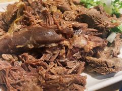 手撕狗肉-英子补身汤(海兰路店)