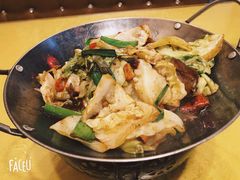 干锅包菜-小桥衢州人家·海鲜烧烤·盱眙龙虾(万达水街店)