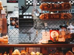 面包甜点陈列柜-Juicy Bakery(大学路店)