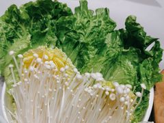 -红鼎豆捞·非遗鲍皇汤火锅(宝丰路店)