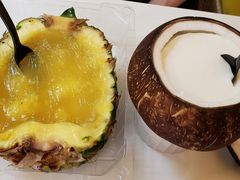 -志龙皇冠吃货椰子铺