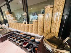 -珠海拱北富华里环宇城亚朵酒店