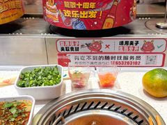 -龍歌自助小火锅(市南金茂湾店)