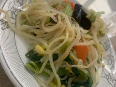 赠送小菜-东北酱骨头馆(蓁巷店)